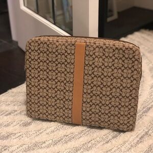 Coach - laptop cover